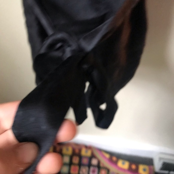 Lafayette 148 New York Silk Cowl Neck top, size 4 - Picture 3 of 8